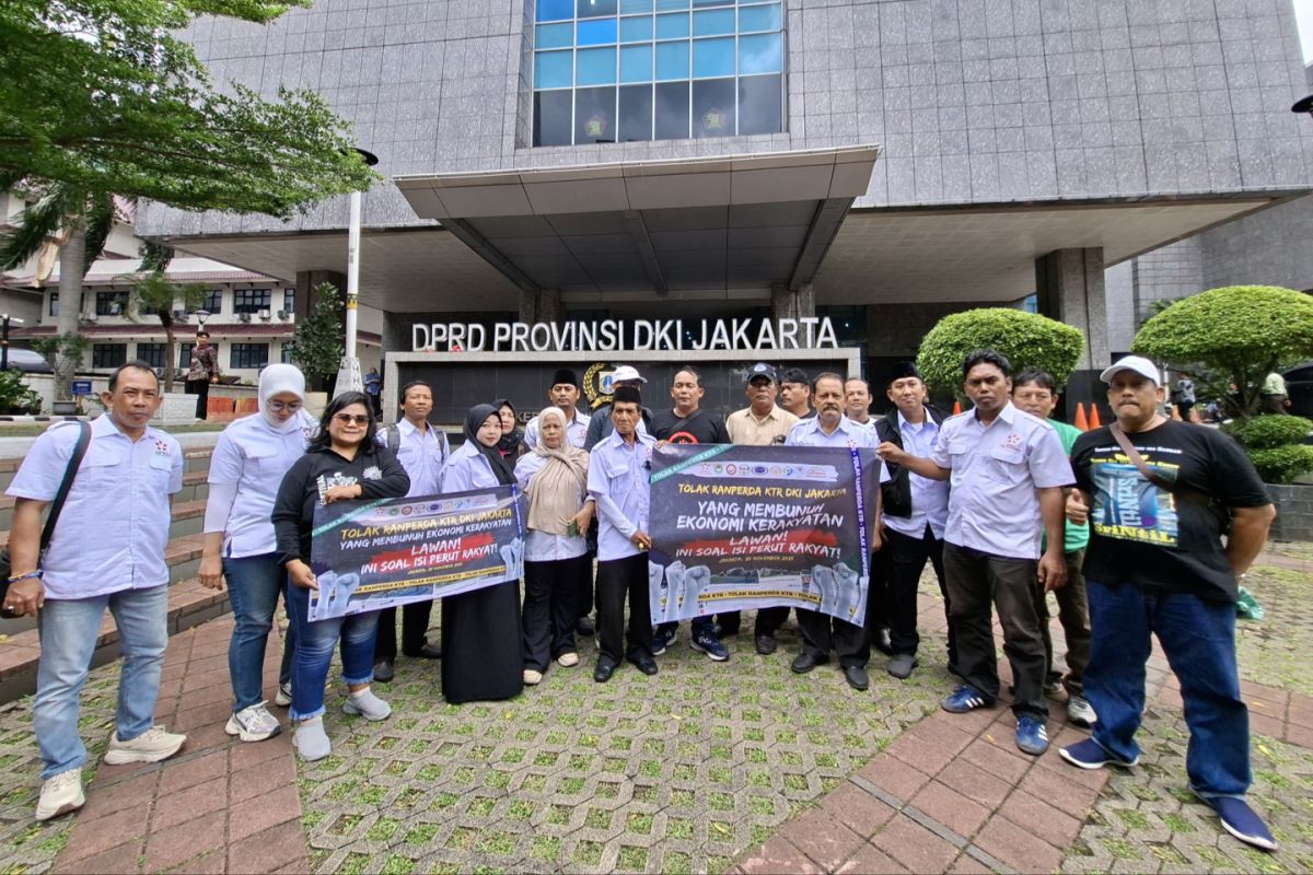 Pedagang tolak larangan penjualan dalam Raperda KTR