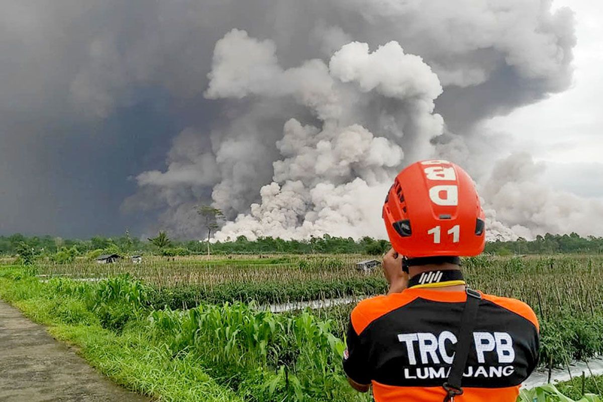 Pemkab Lumajang pastikan jaringan internet aman untuk mitigasi Gunung Semeru