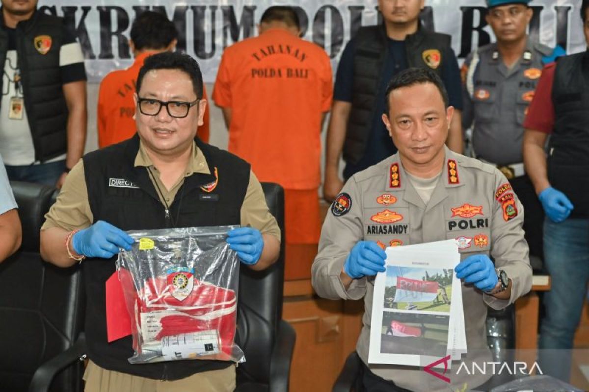 Polda Bali ungkap dua pelaku vandalisme bendera Merah Putih