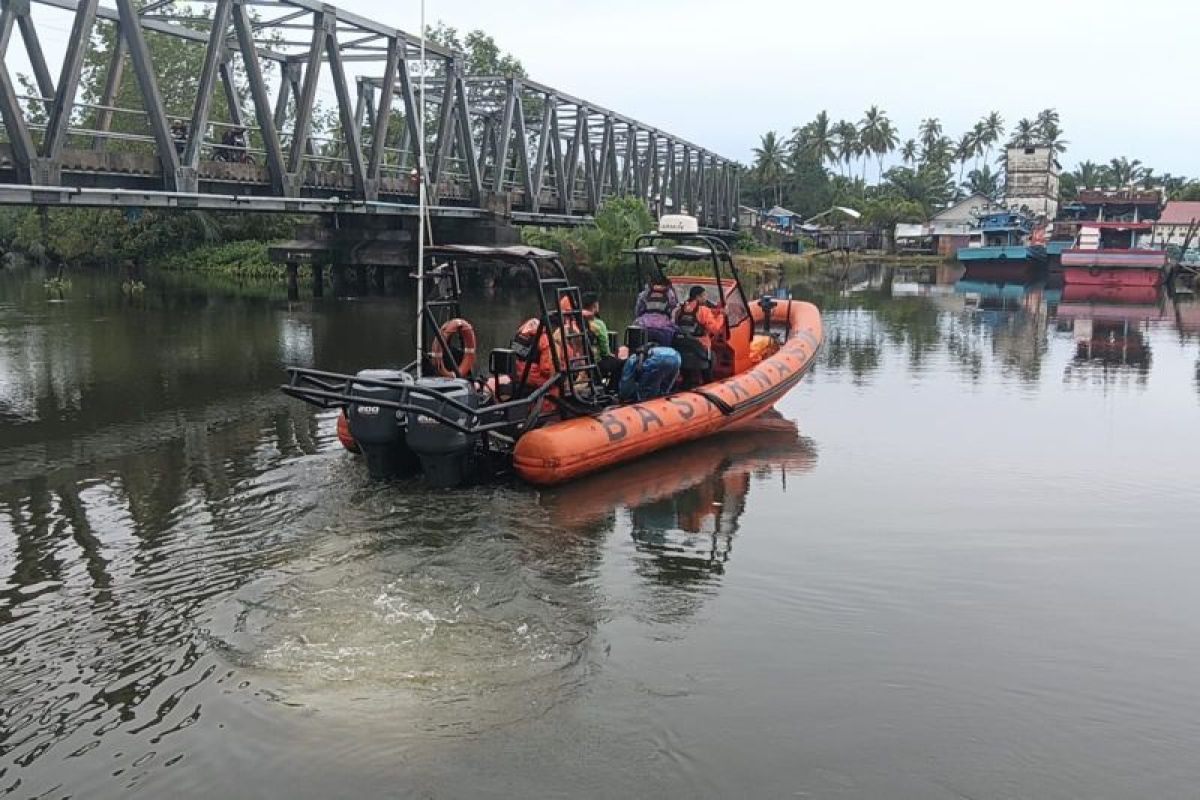Basarnas Pasaman Sumbar turunkan tim cari korban kapal nelayan hilang