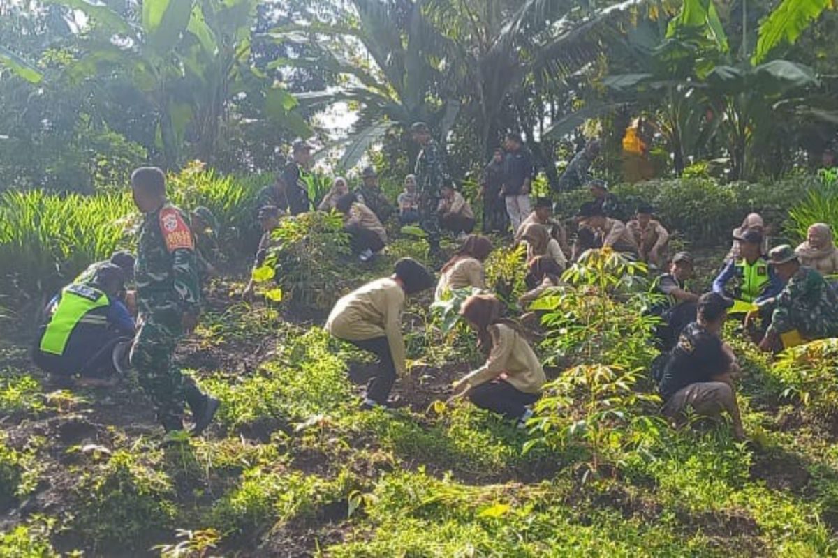 Kodim Lombok Tengah dukung kelestarian hutan