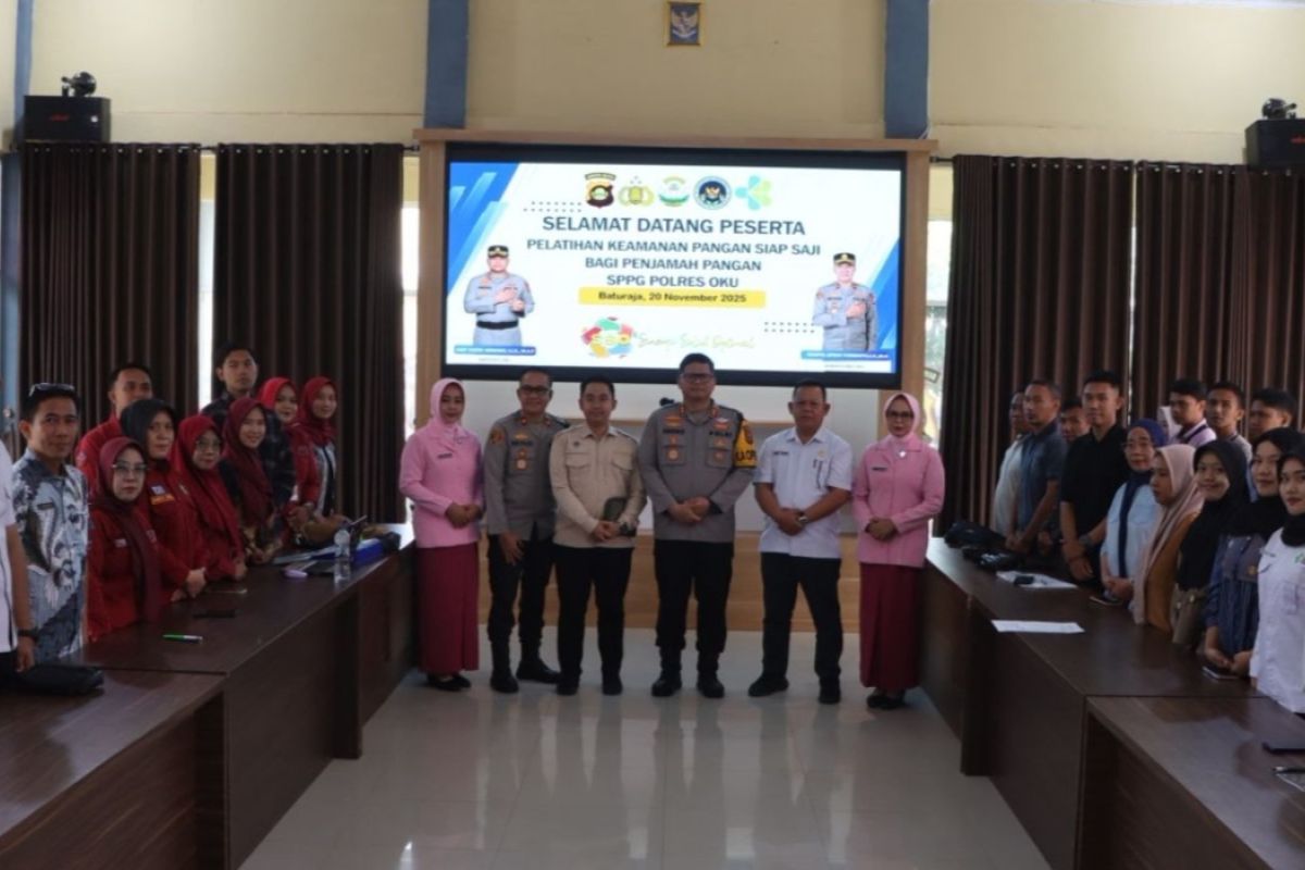 Polres OKU gelar pelatihan penjamah makanan bagi relawan SPPG