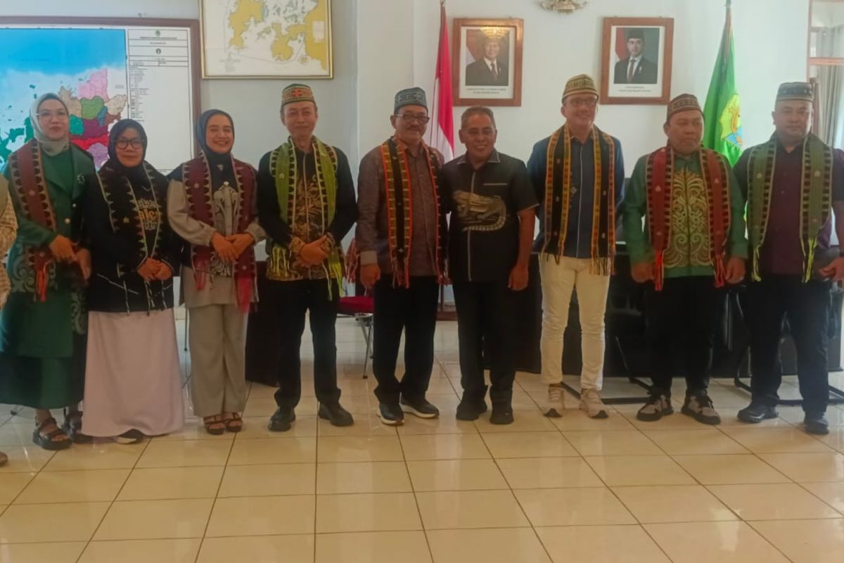 Forkopimda Boalemo studi tiru pemanfaatan bambu di Labuan Bajo