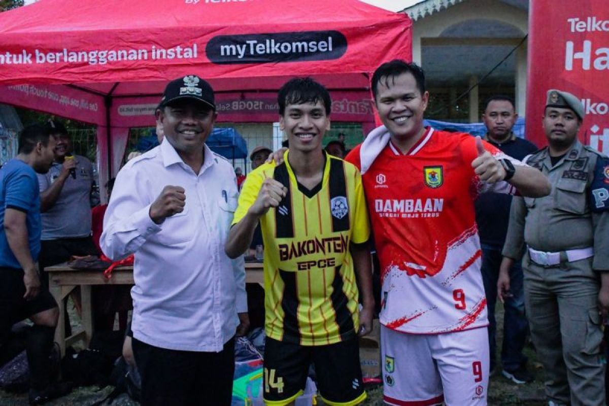 Jadi pemain terbaik, Billy dapat bonus dari Bupati Sergai