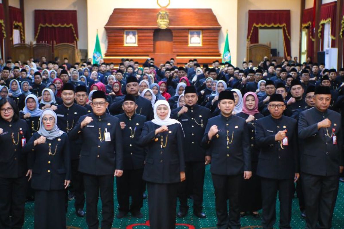 Lantik 580 pejabat, Khofifah minta berikan pengabdian terbaik