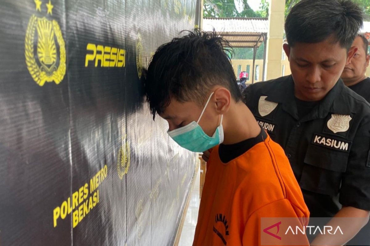 Remaja bobol rumah mantan pacar, panjat pohon dan congkel pintu