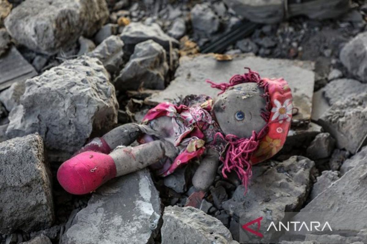 Sepucuk Surat dari Senyap Perang: Hidup di Tengah Gencatan Senjata Israel--Gaza