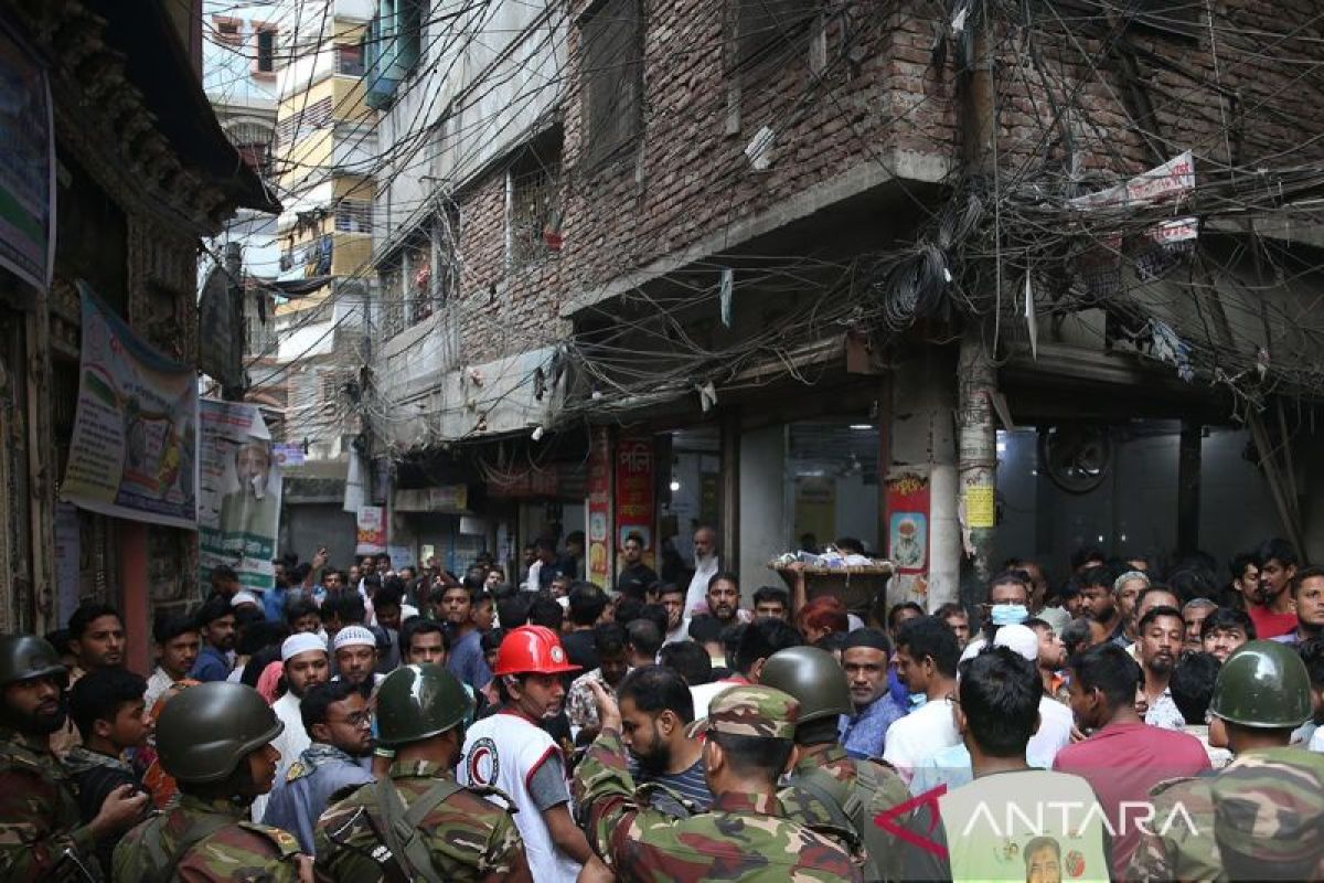 Bangladesh diguncang gempa dahsyat yang tewaskan 10 orang