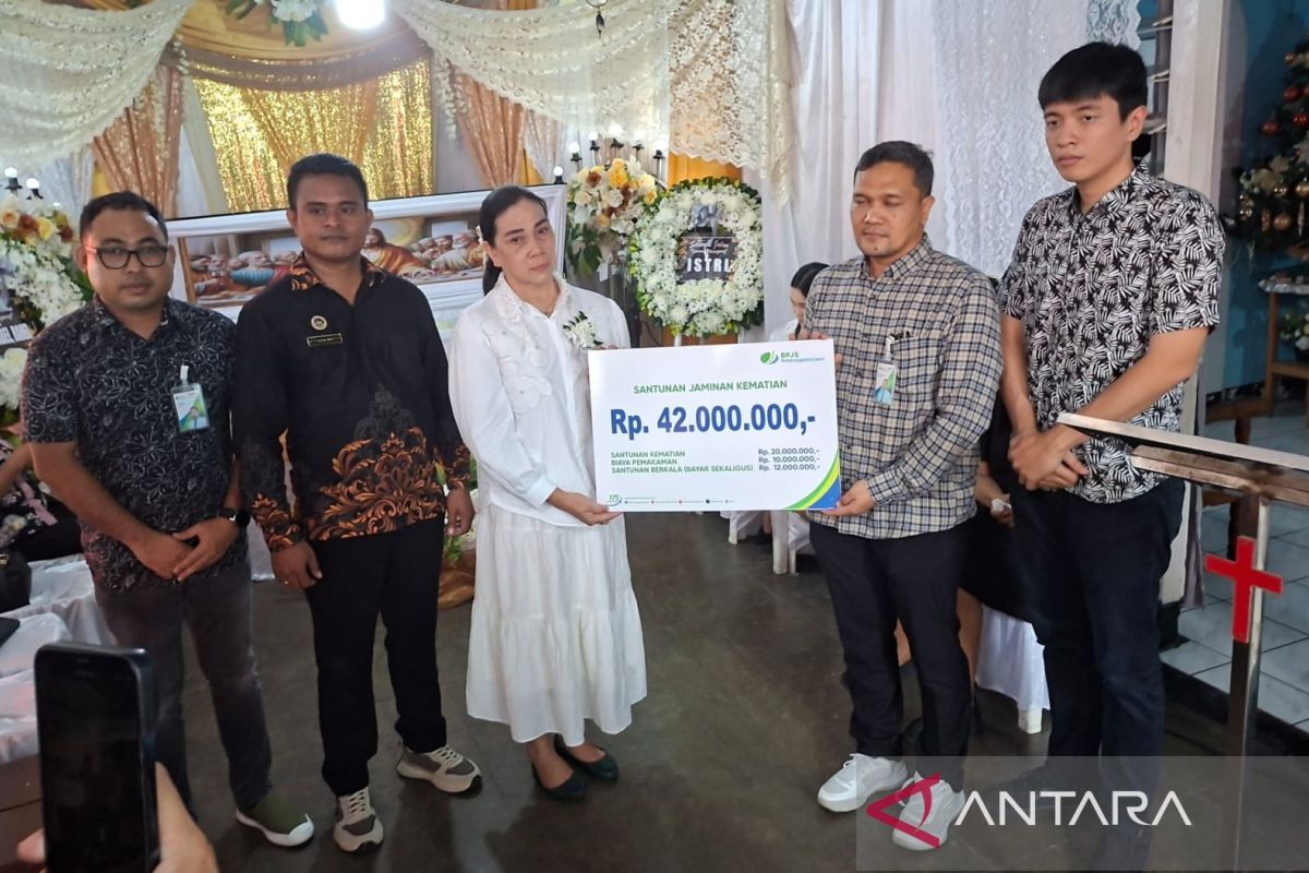 BPJAMSOSTEK serahkan santunan kematian relawan SPPG