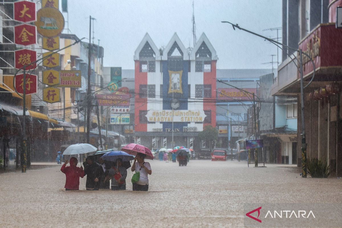 Banjir besar di Hat Yai Thailand picu evakuasi seluruh kota