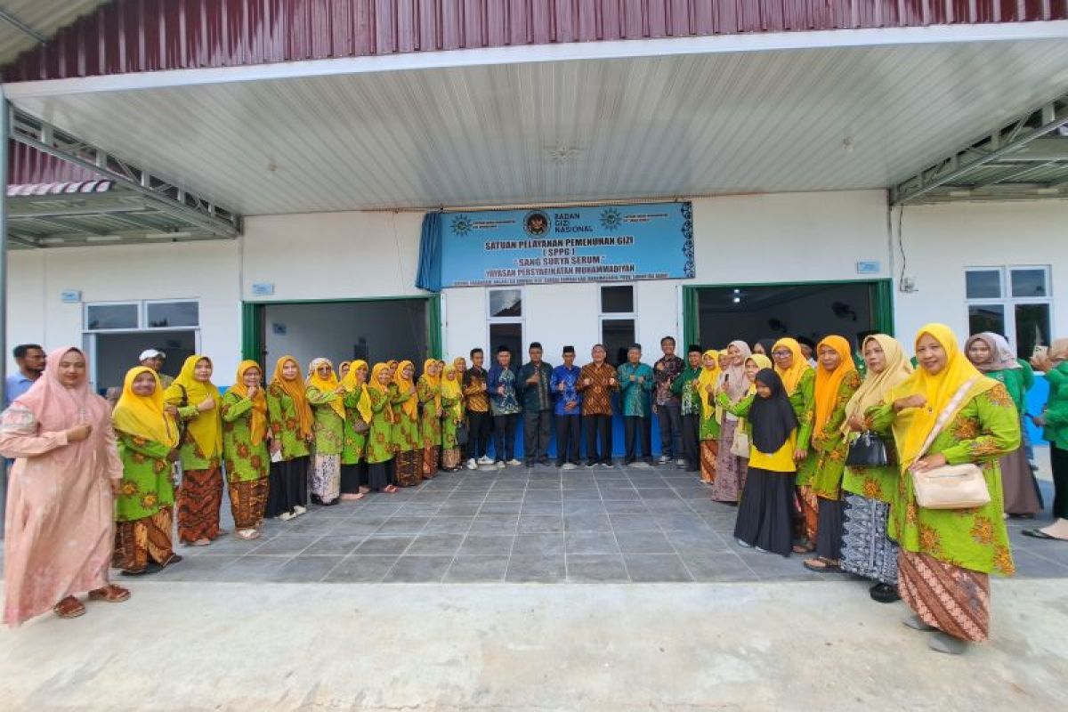 Hadiri peringatan Milad di Dharmasraya, Kornas MBG tinjau persiapan operasional dapur