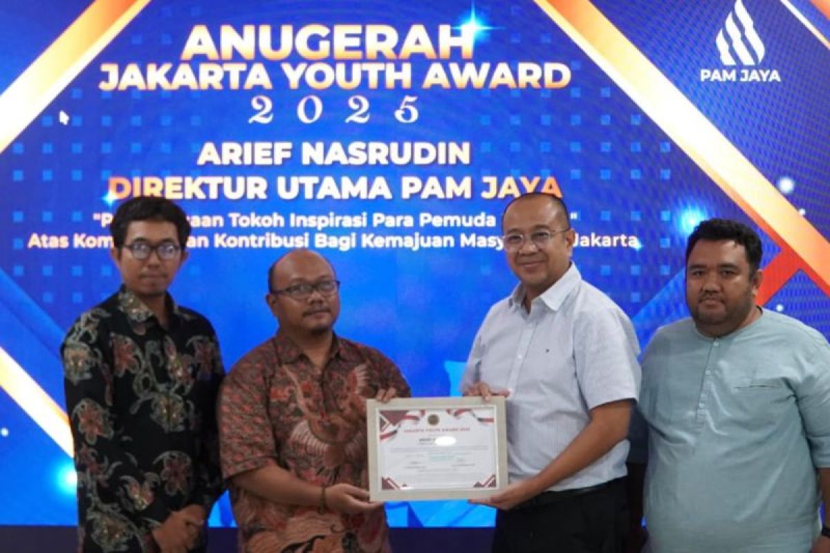 Dirut PAM Jaya raih "Jakarta Youth Award 2025" 