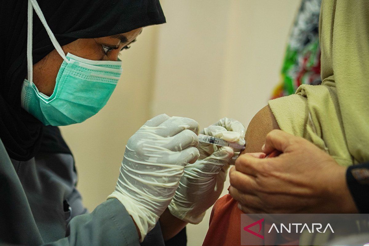 Harapan Baru bagi Wanita: Vaksin HPV Efektif Cegah Kanker Serviks