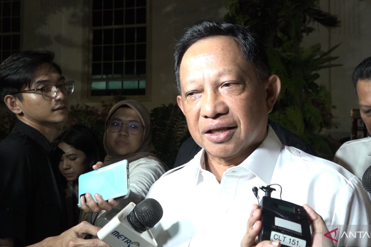 Tito: Ekonomi Papua Tengah minus 8 persen dipicu tertahannya ekspor Freeport