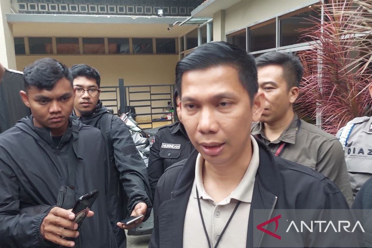 Polrestabes Bandung menetapkan ustaz EE tersangka kasus KDRT