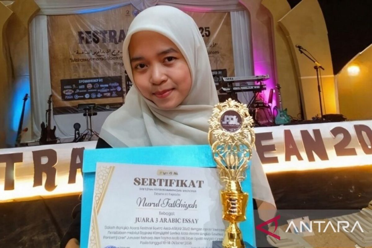 Mahasiswa UNJA raih juara tiga bahasa Arab di ajang ASEAN - ANTARA News ...