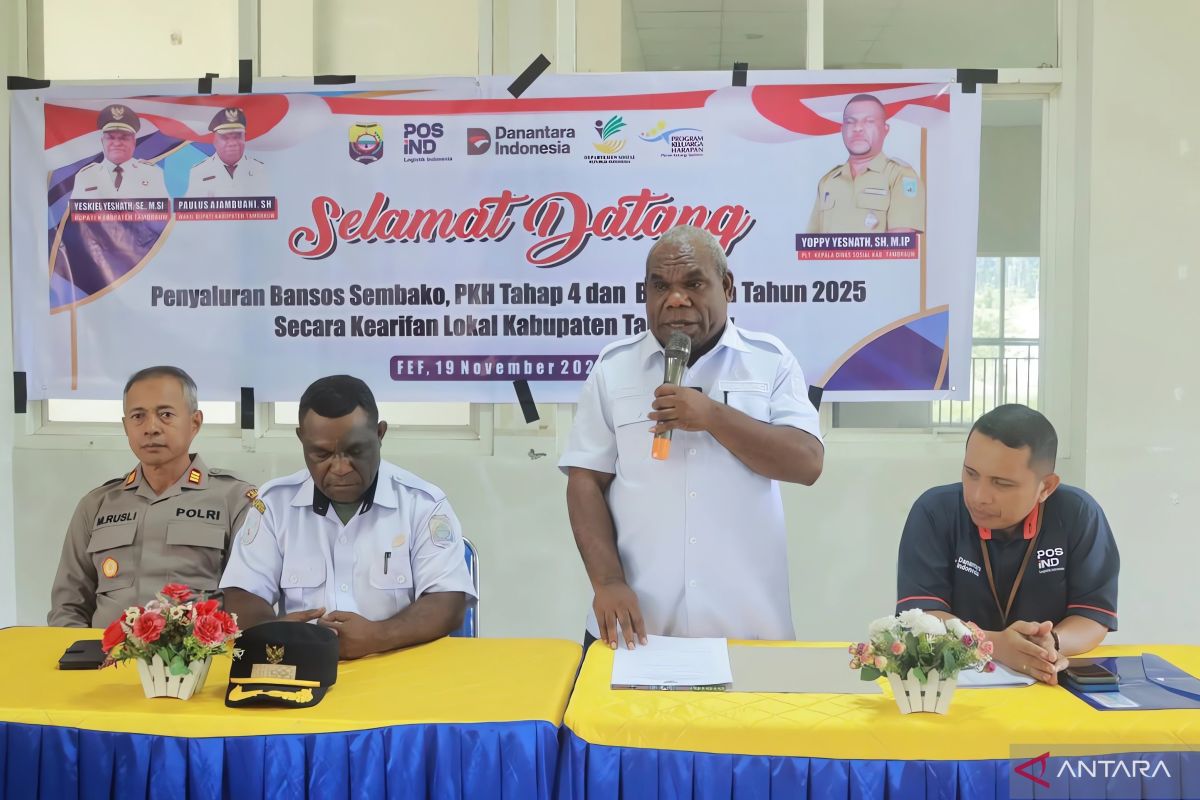 Pemkab Tambrauw salurkan bantuan PKH Rp7,5 miliar untuk 4.908 KPM