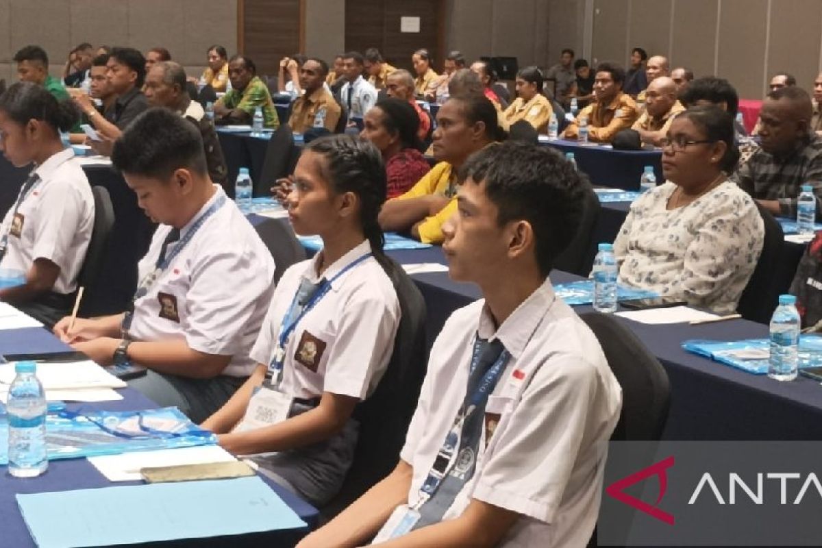 Satpol PP Papua edukasi pelajar di Biak mencegah penyalahgunaan narkoba-miras