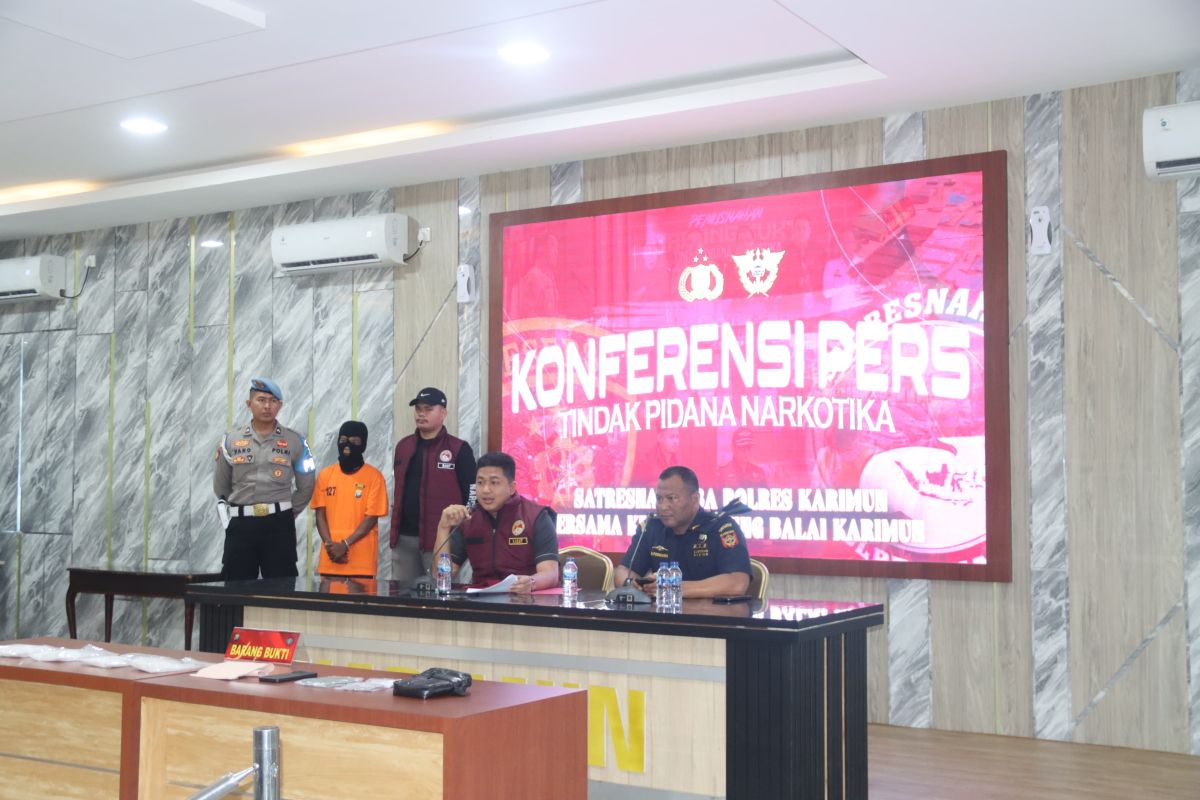 Polres dan Bea Cukai Karimun gagalkan penyelundupan 1 kg sabu Malaysia