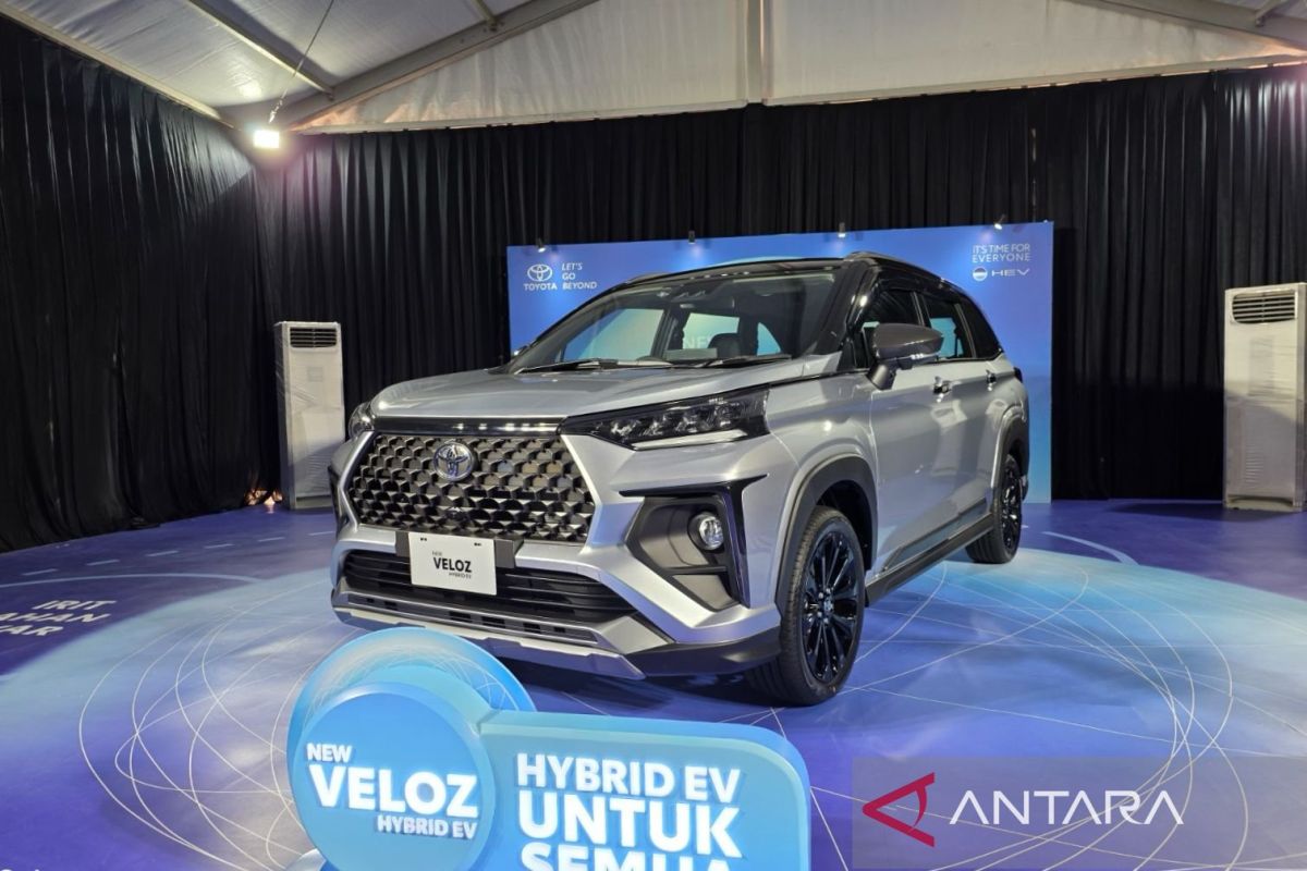 Kencan singkat dengan Toyota New Veloz Hybrid