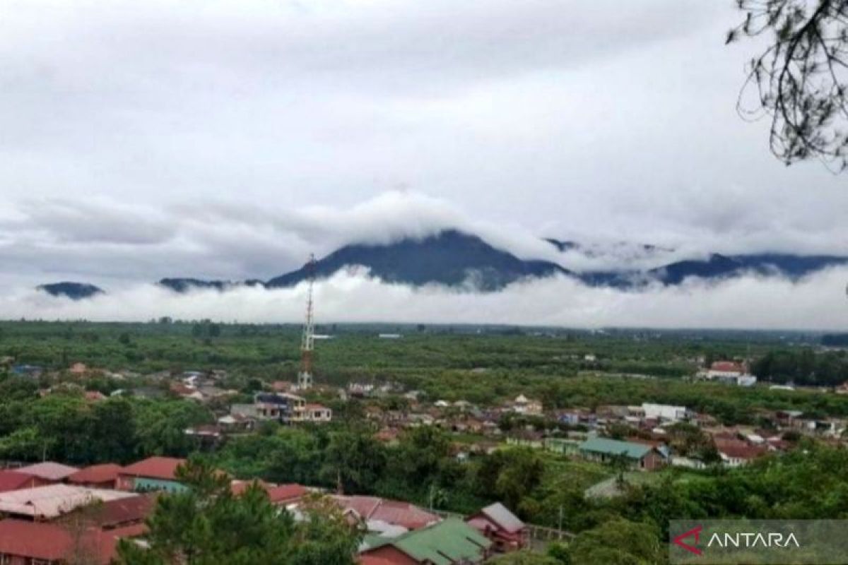 Badan Geologi naikkan status Gunung Bur Ni Telong Aceh menjadi Waspada