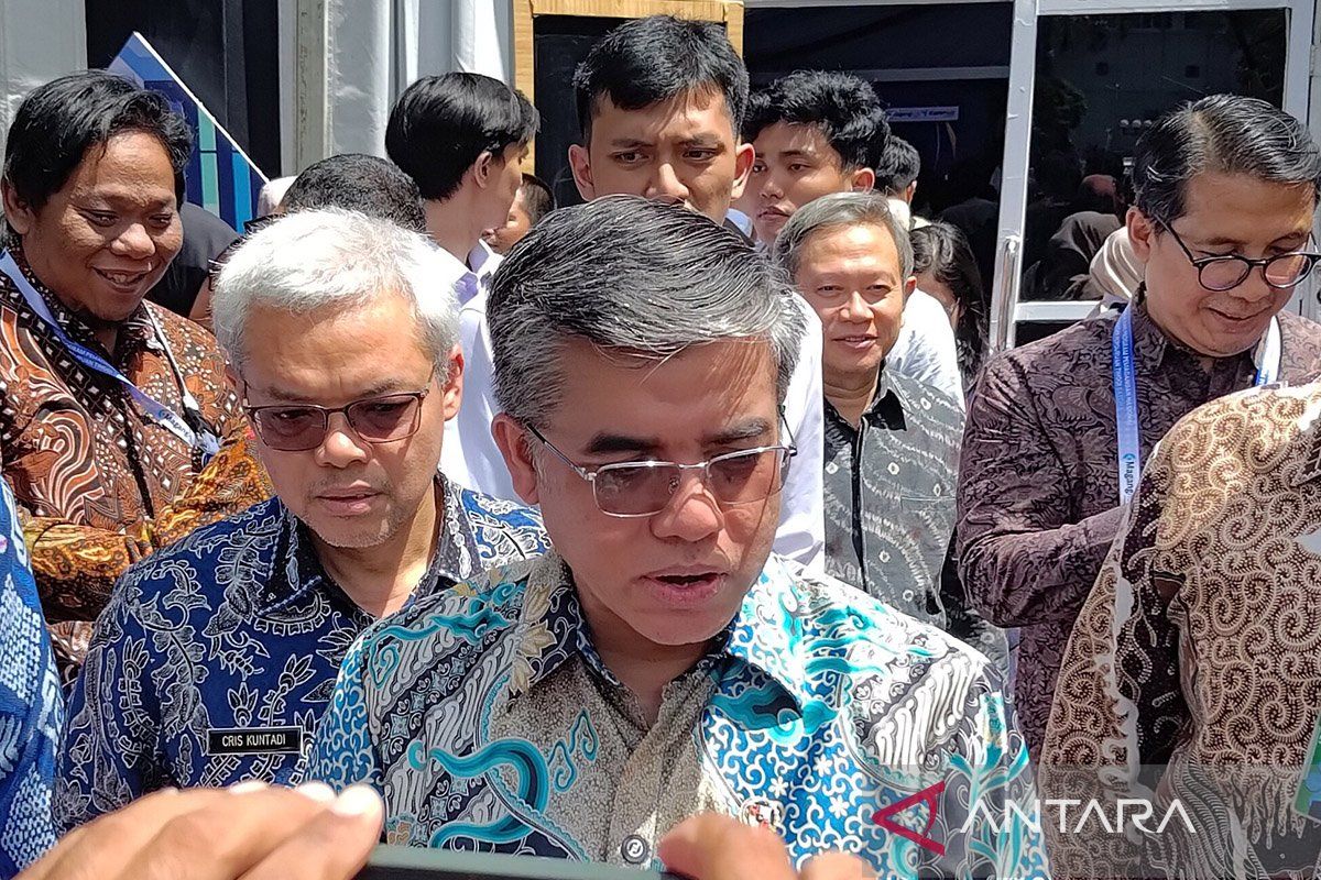 Menaker targetkan pengumuman UMP 2026 sebelum akhir Desember