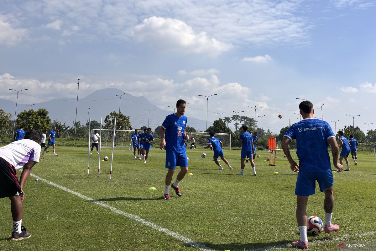 Thom Haye optimistis Persib menang saat hadapi Lion City Sailors