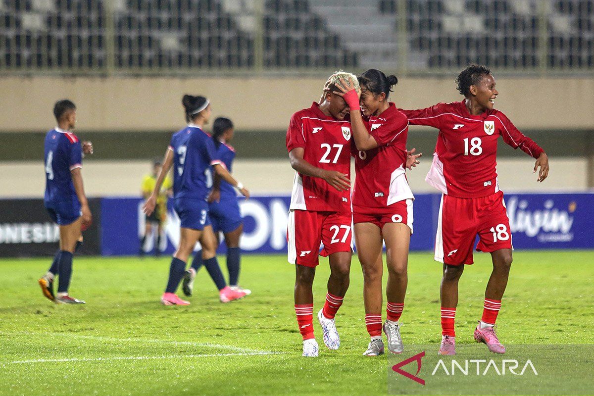 Timnas putri Indonesia gasak Nepal 2-1 di laga uji coba