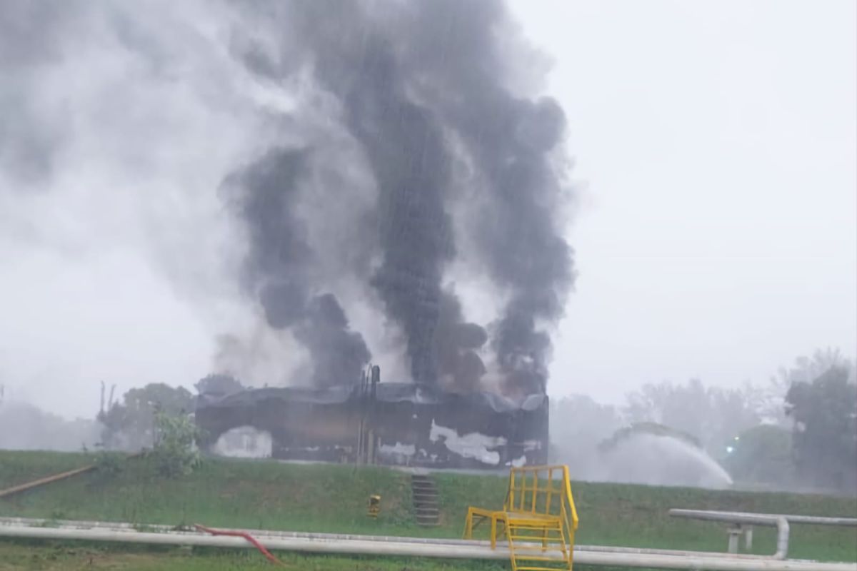 PGE pastikan tangki kebakaran kondensat di Lhokseumawe padam