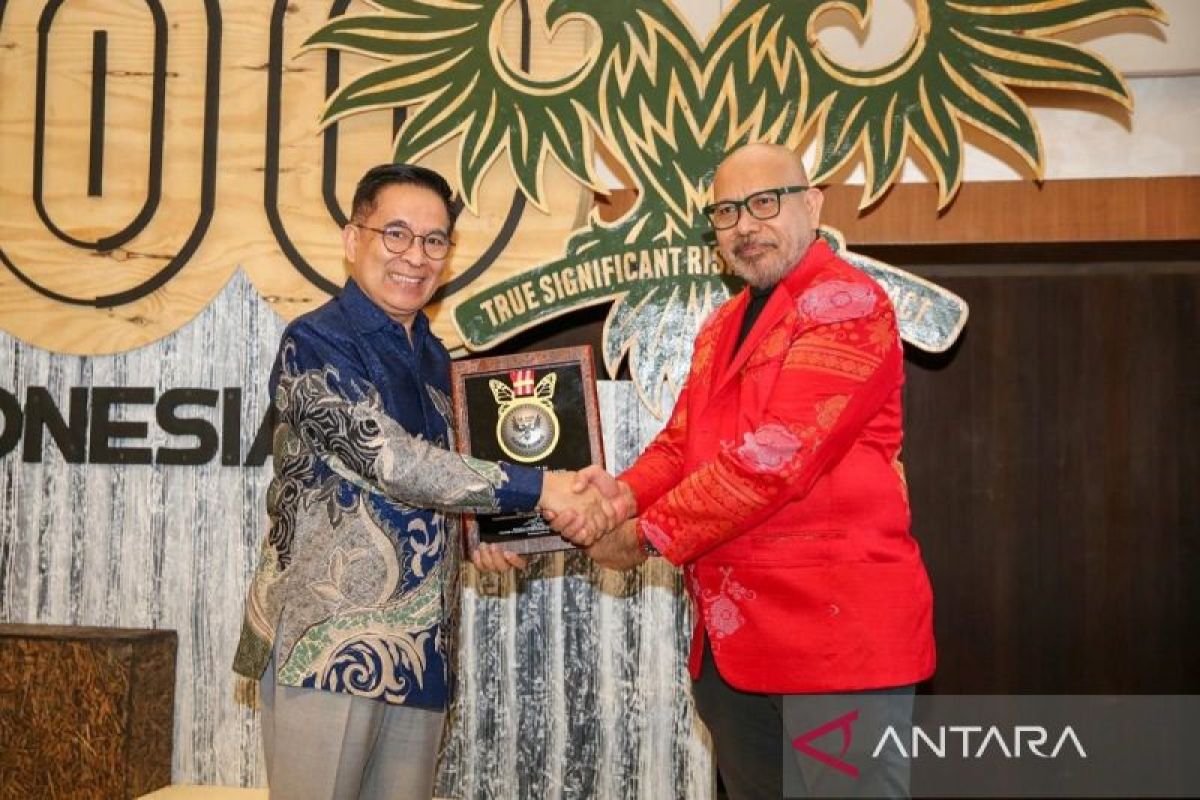 Unit Usaha APP Group Raih Penghargaan Top 100 Indonesia 2025 La Tofi ESG Rating