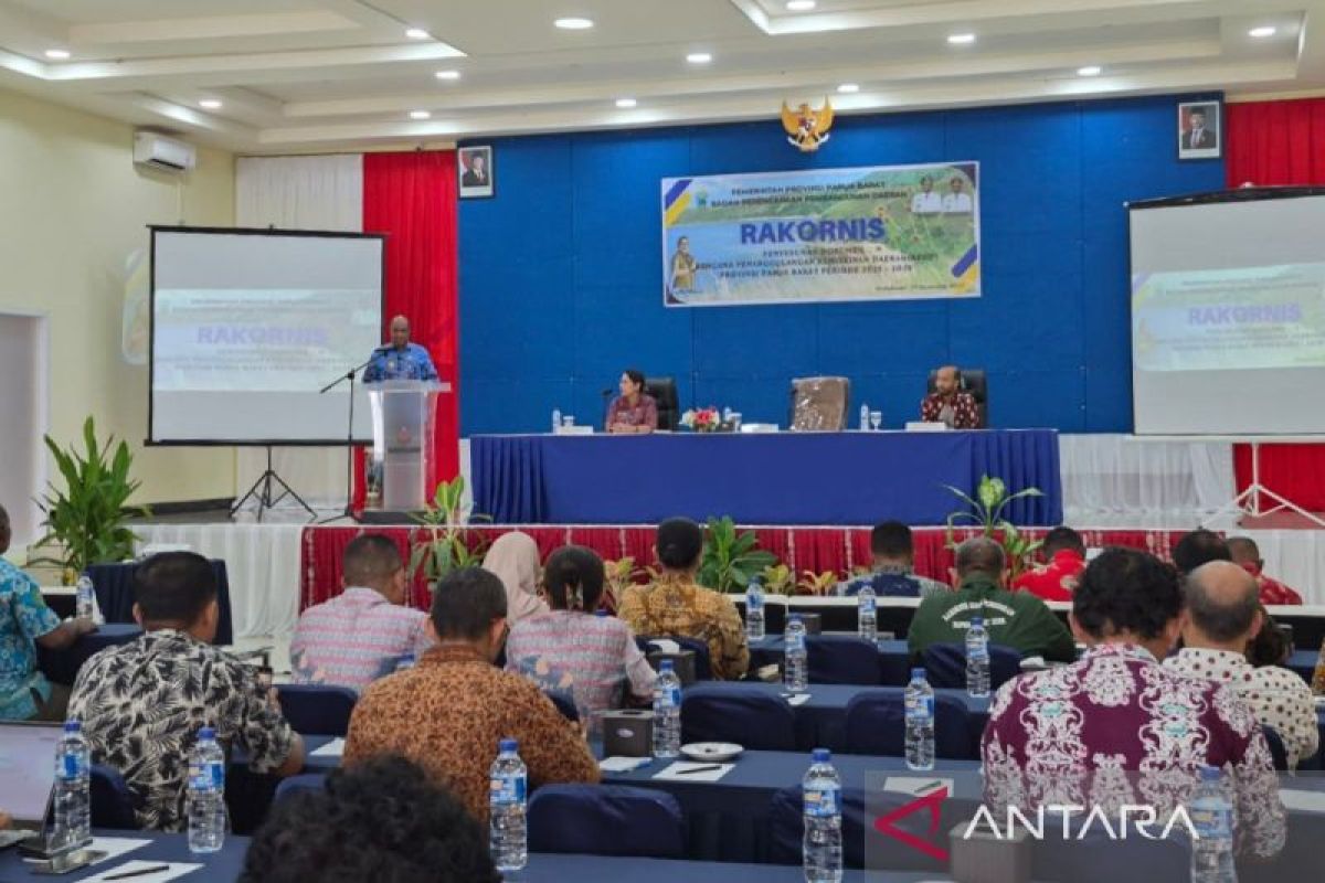 Pemprov Papua Barat rumuskan strategi penanggulangan kemiskinan