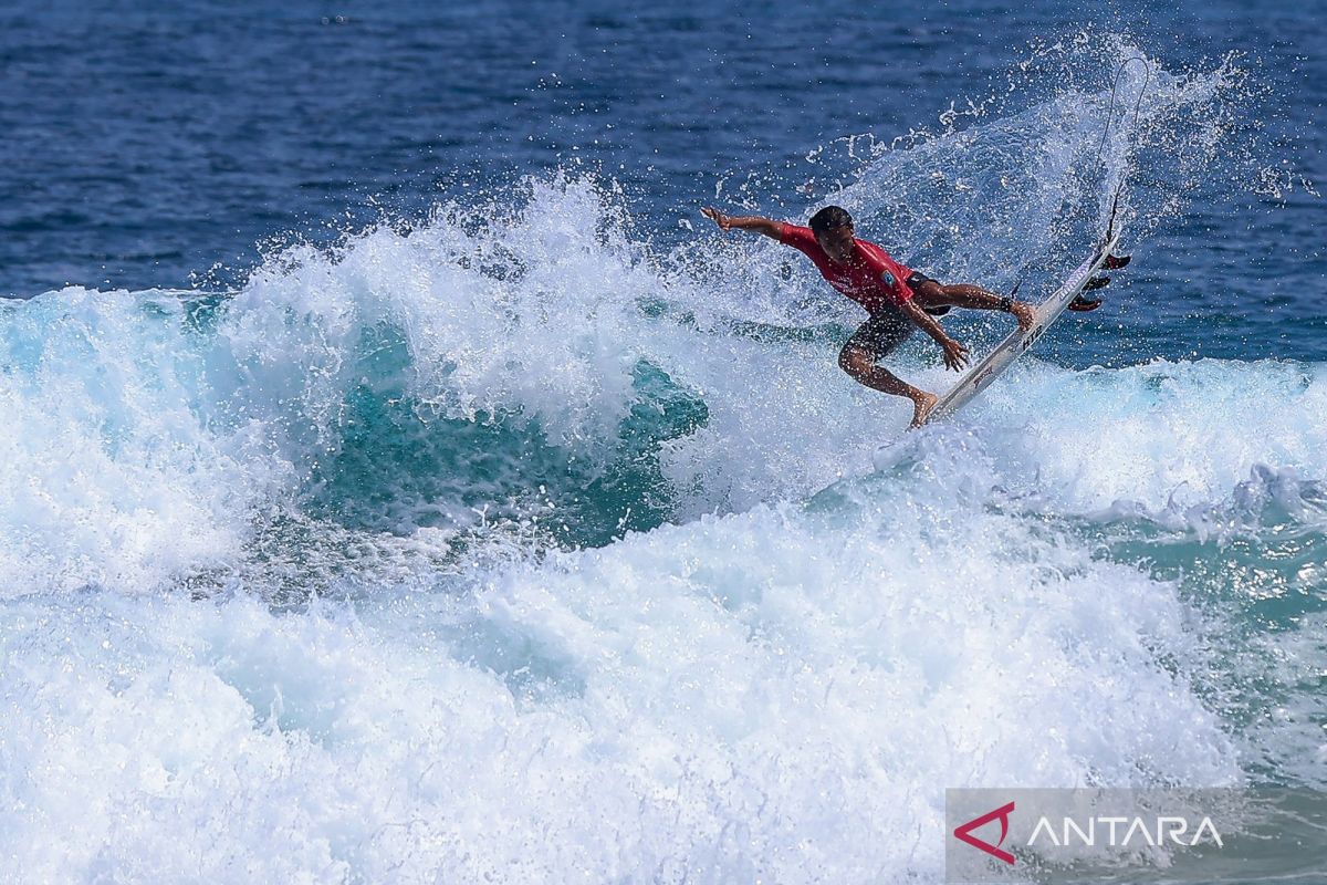 Peselancar Indonesia ciptakan perang saudara di final Manokwari Pro
