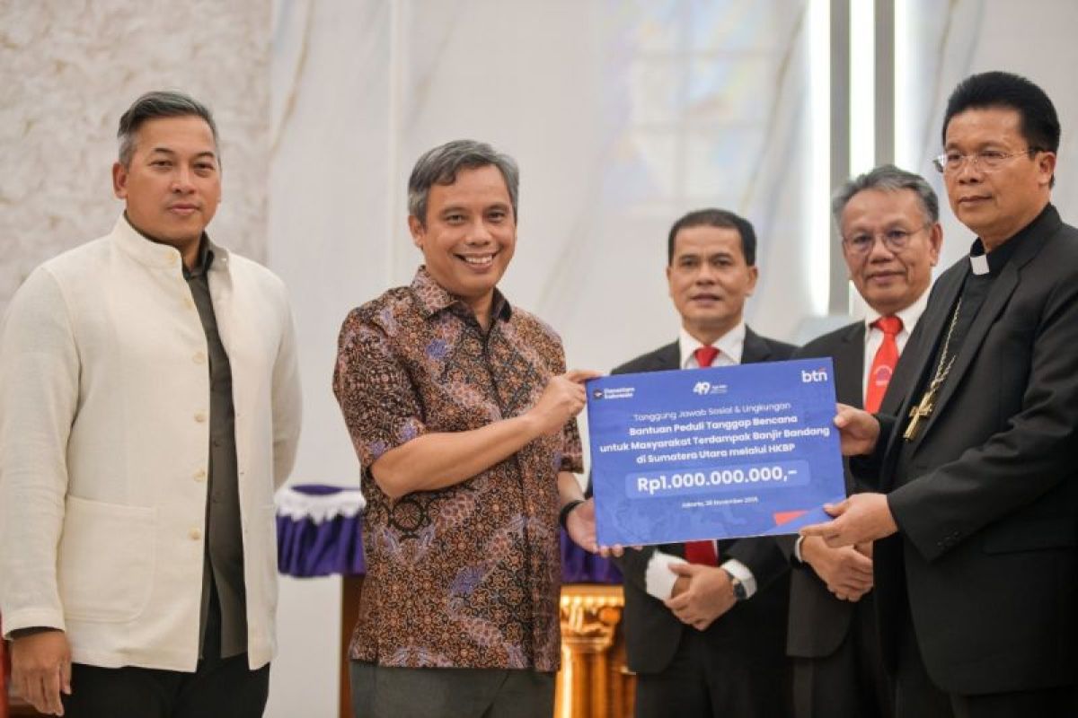 BTN dan HKBP salurkan bantuan banjir di Sumatera Utara