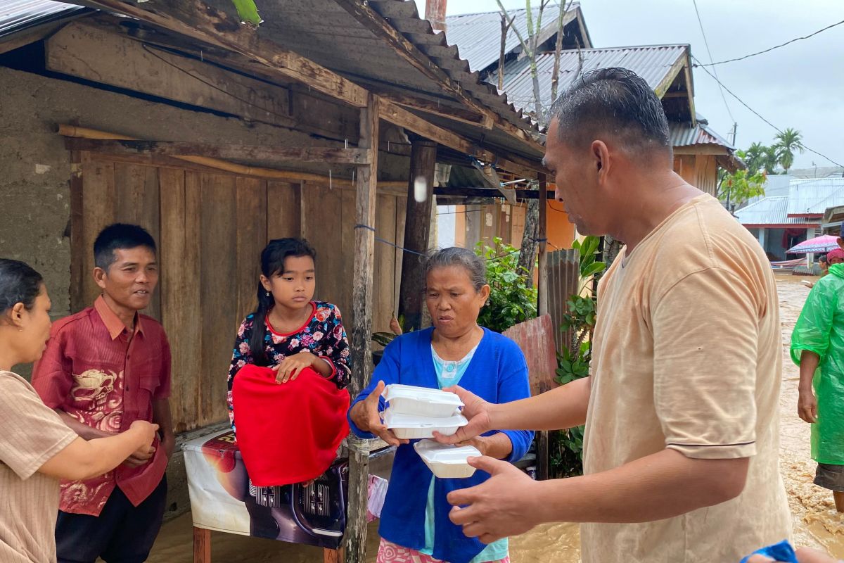 Pemkab Pesisir Selatan aktifkan semua dapur MBG dan SPPG untuk bantu warga terdampak banjir