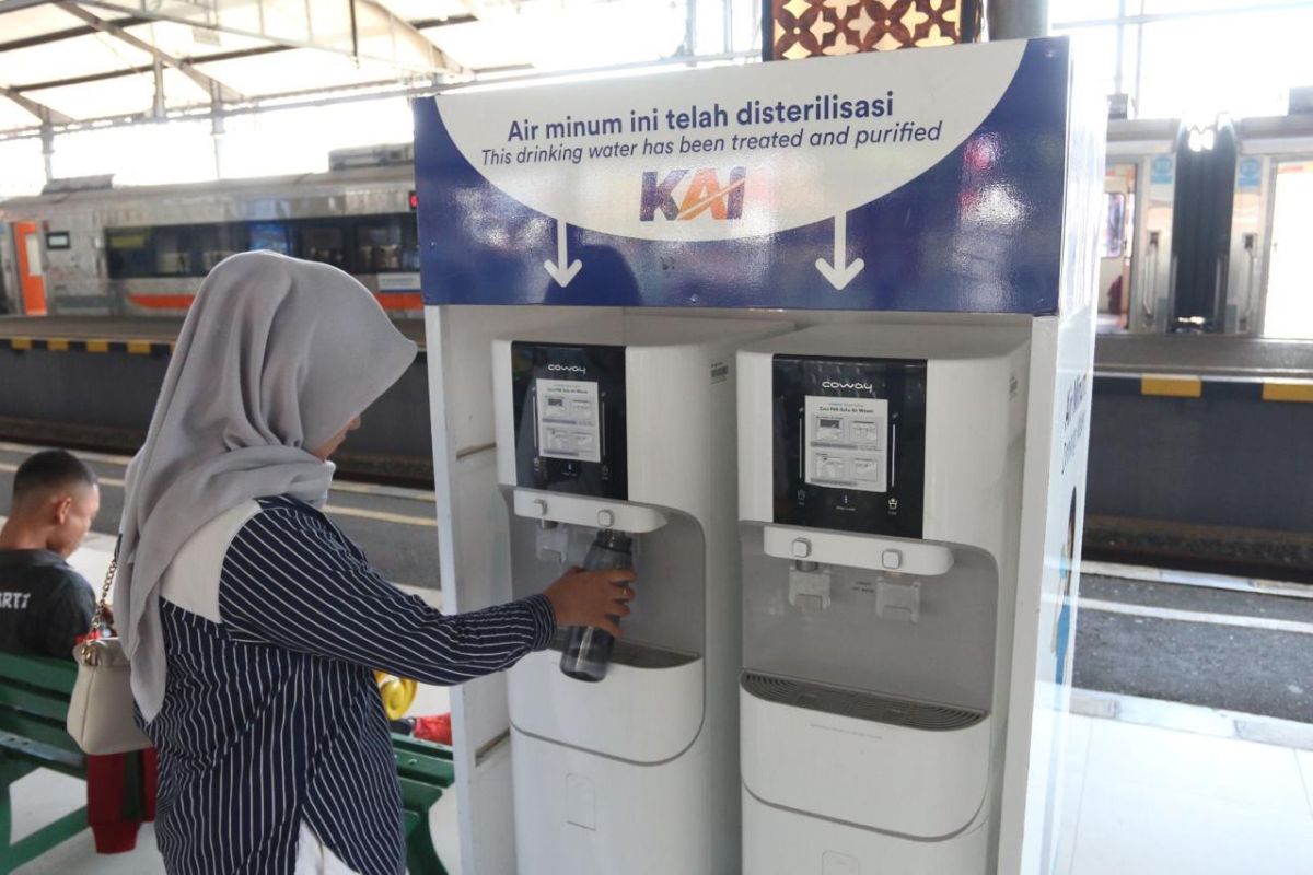 Daop 6 Yogyakarta ajak penumpang maksimalkan "Drinking Water Station" di stasiun KA