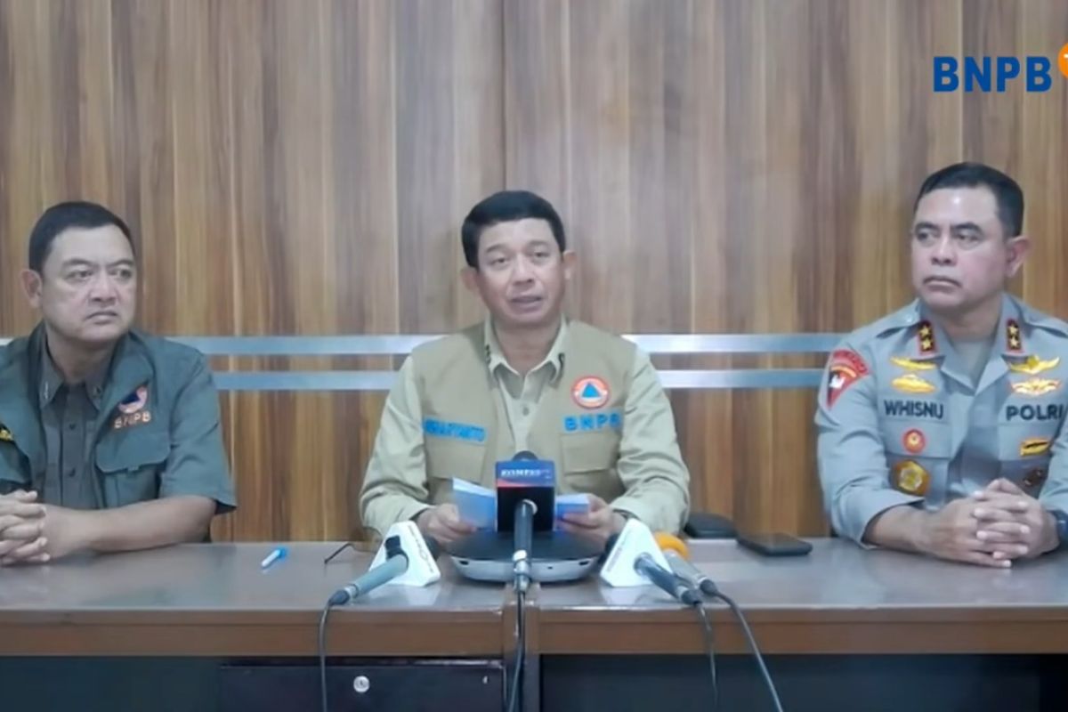 RI Govt sends Starlink units, aid to flood-hit North Sumatra