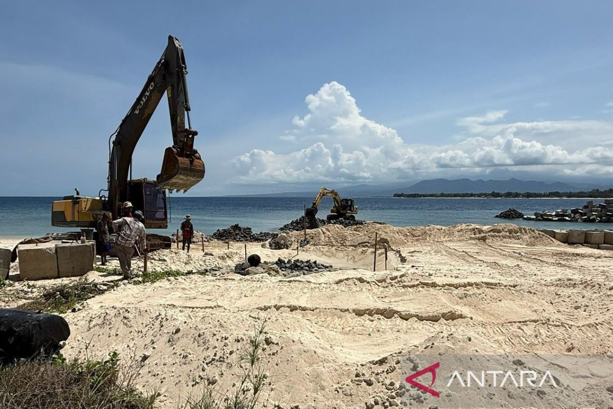 Aktivis lingkungan soroti proyek dinding pantai di Gili Meno Lombok Utara