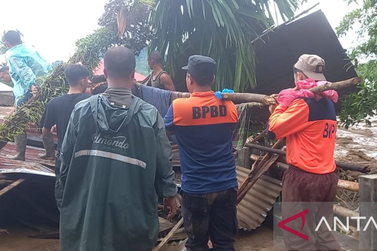 Korban meninggal dampak bencana di Agam menjadi 85 orang