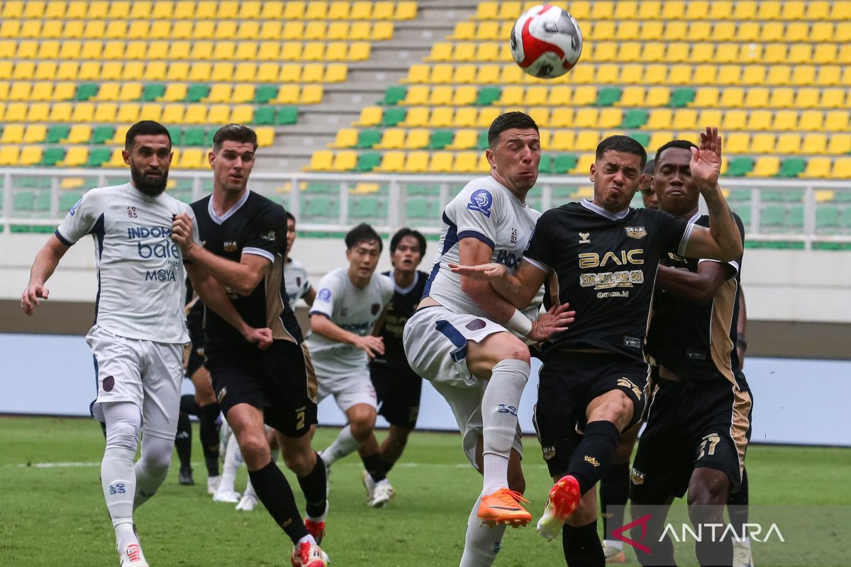 Ini komentar Carlos Pena setelah Persita kalah dari Dewa United