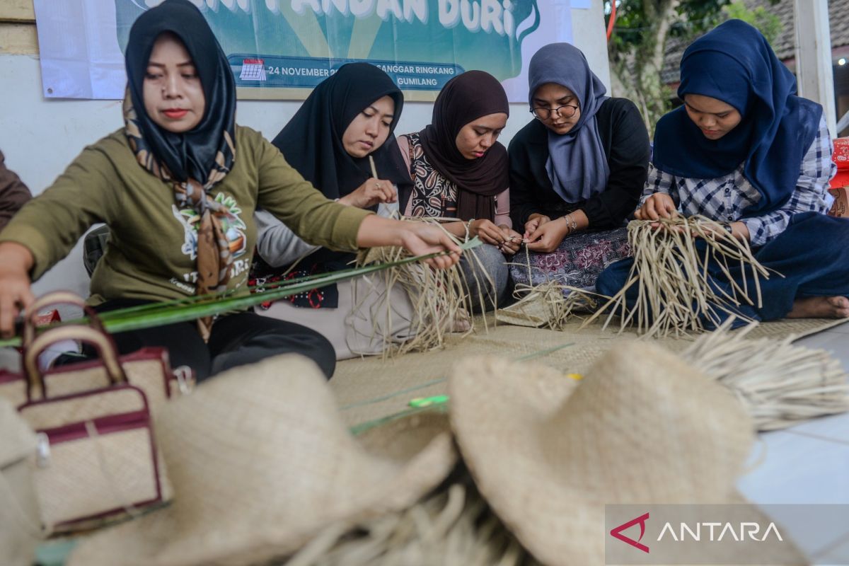 Kemendes optimis tingkat pengangguran terbuka menurun lewat penguatan BUMDes