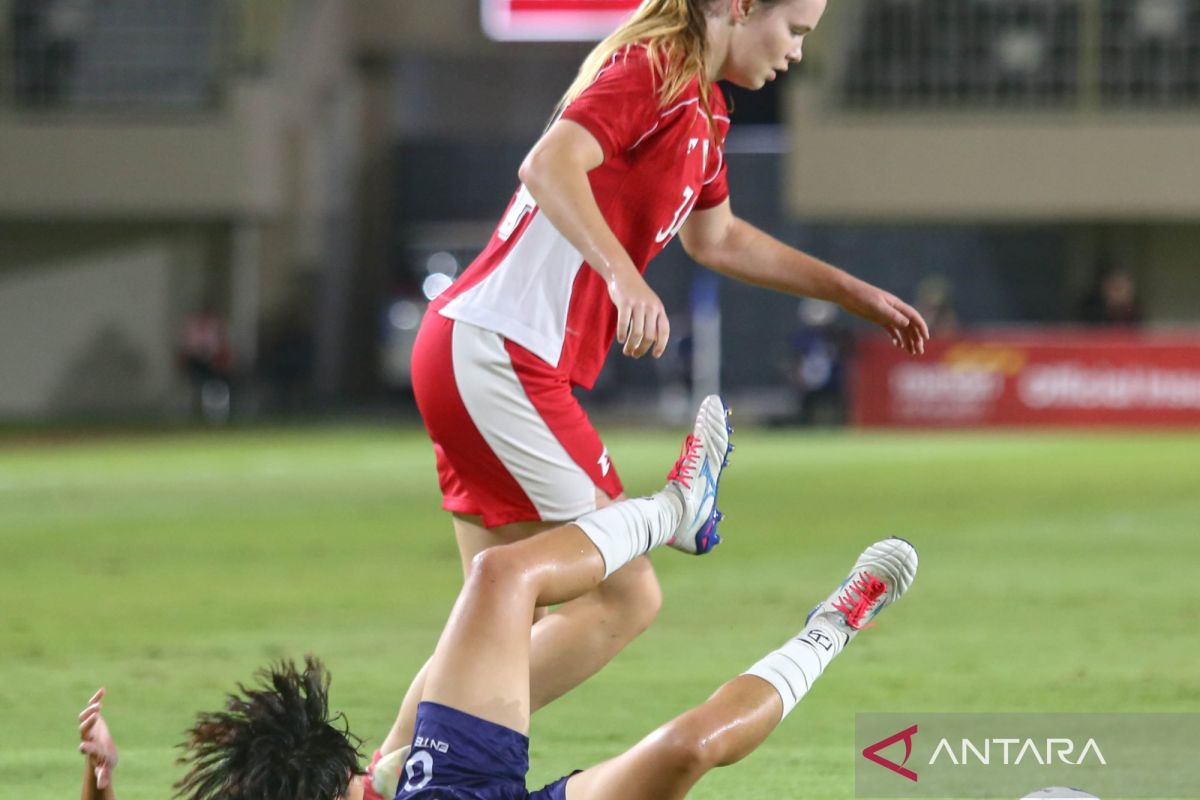 Isa Warps persembahkan gol lawan Singapura untuk sang ayah