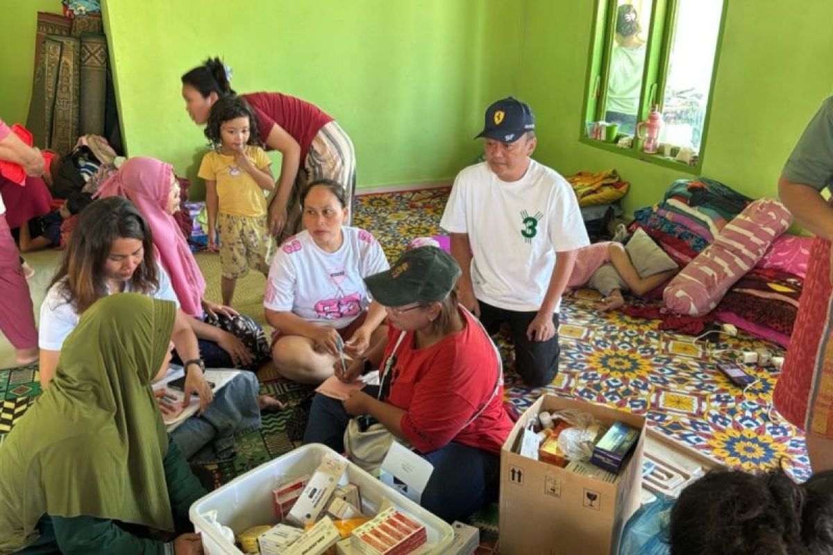 Terobos banjir, Dinkes Sergai cek kesehatan pengungsi