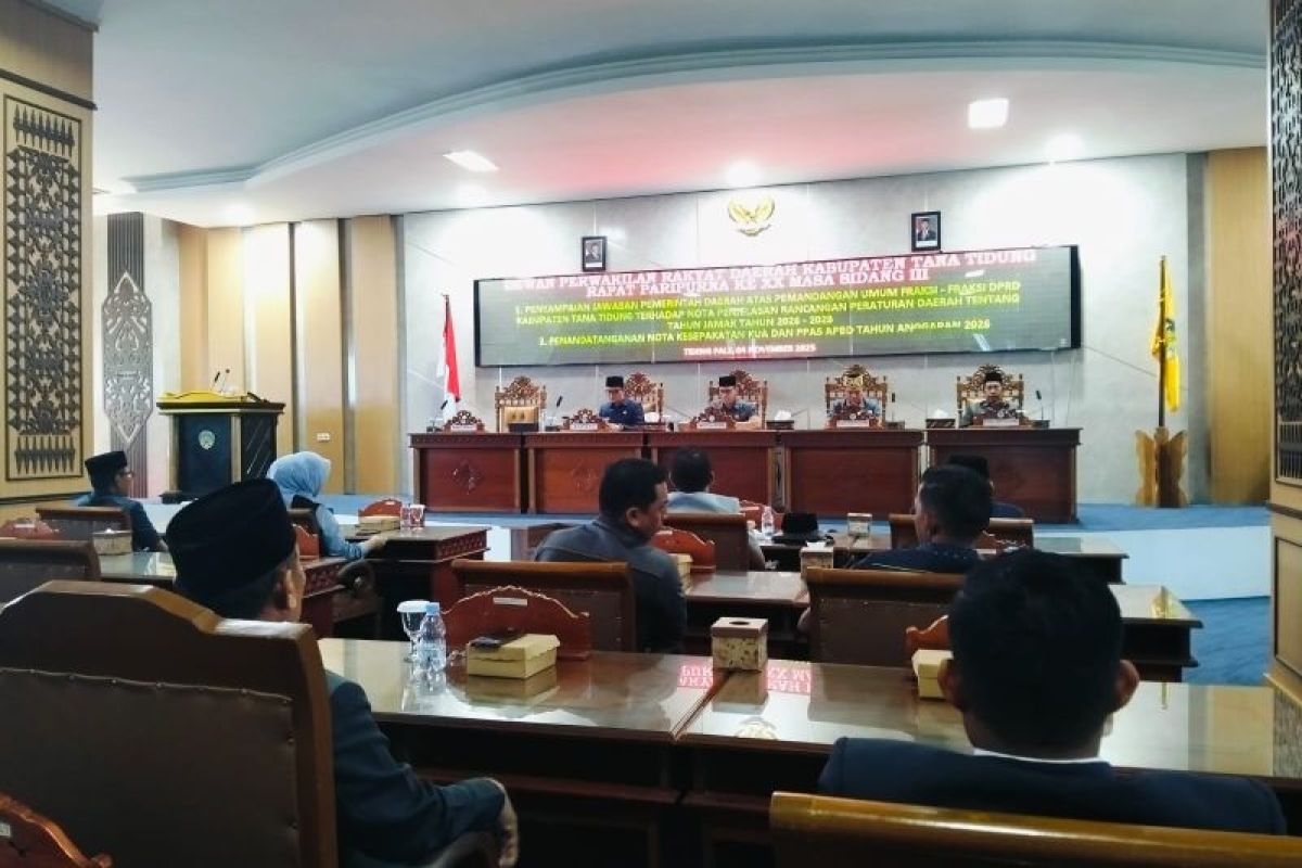 Pemkab Tana Tidung Sampaikan Jawaban Raperda Tahun Jamak dalam Rapat Paripurna DPRD