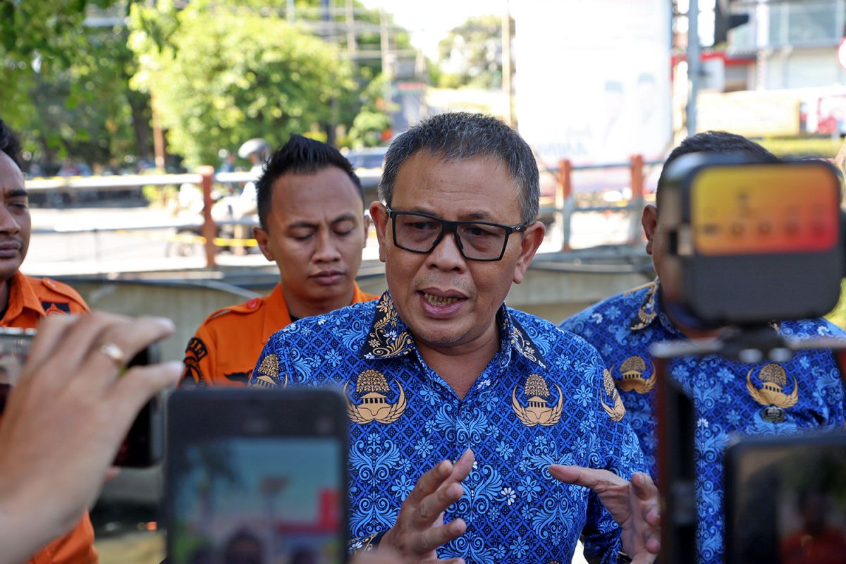 Pemkot Surabaya buka posko peduli bencana Sumatra