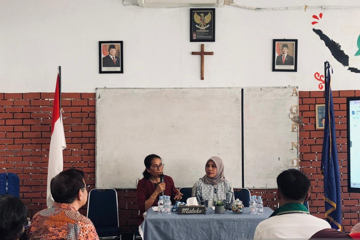 Menabur toleransi menuai damai lewat  peran guru di Maluku