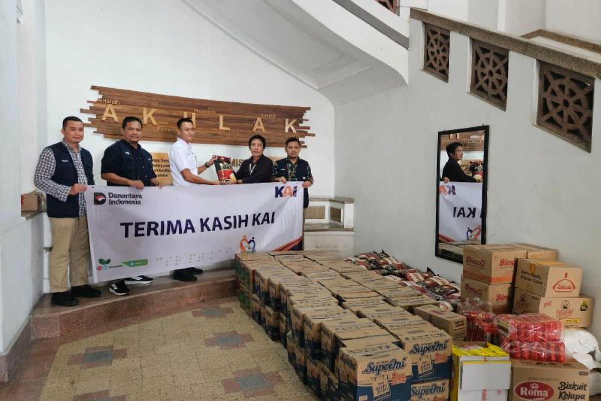 KAI Salurkan Bantuan CSR untuk Korban Bencana di Sumatera, Komitmen Hadir Cepat untuk Pemulihan Warga