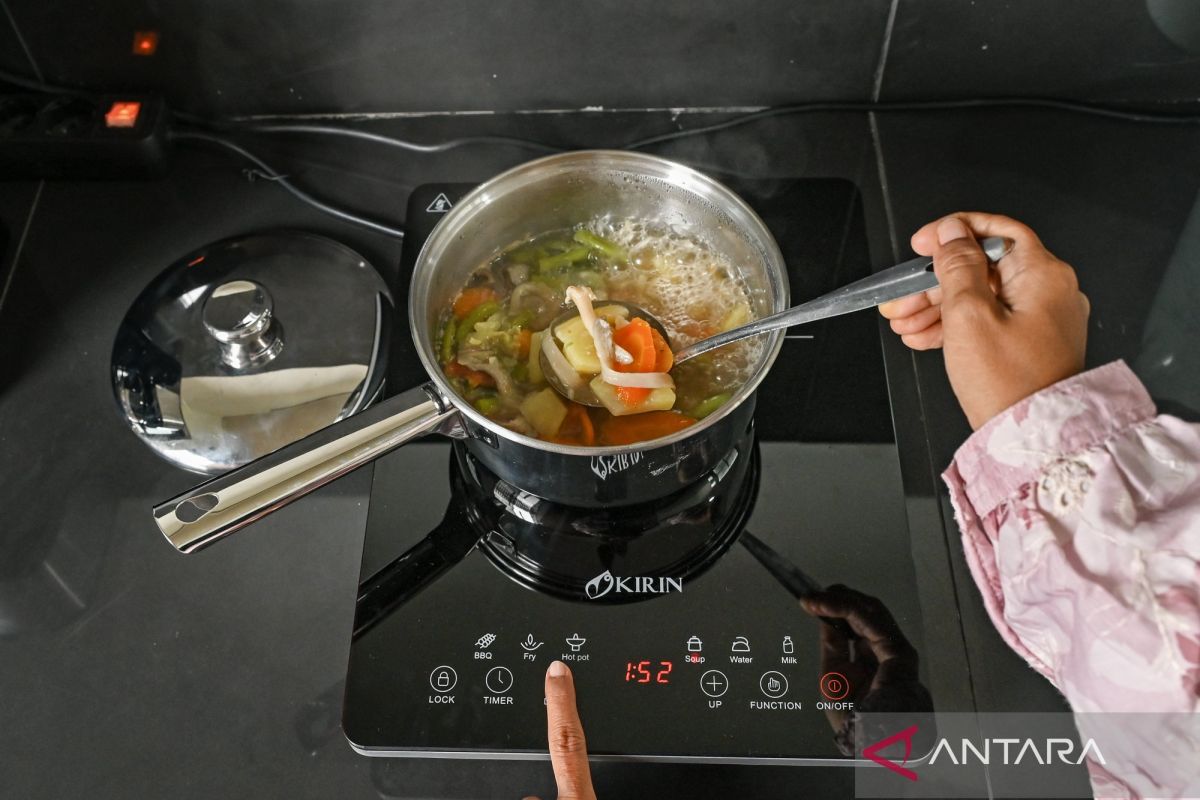 MPR: Transisi ke kompor listrik lebih murah dibandingkan impor LPG