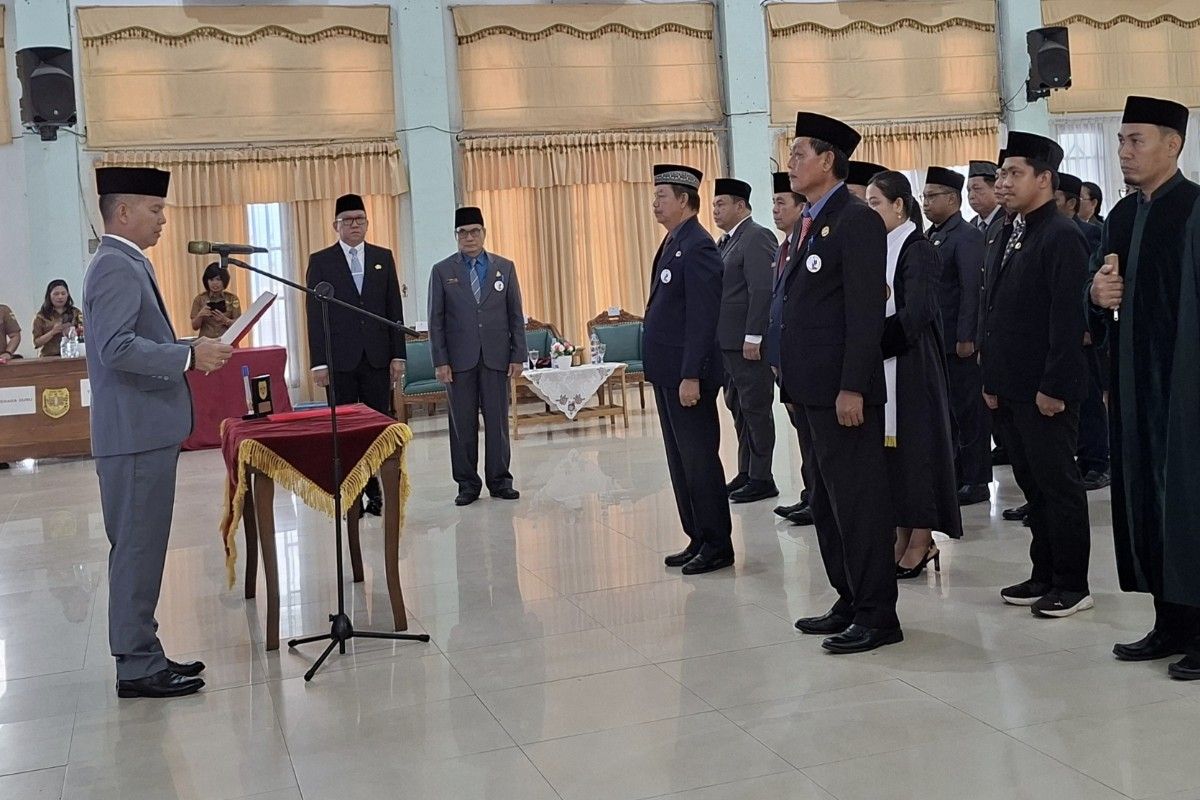 Bupati Gunung Mas lantik belasan pejabat eselon II, berikut daftarnya