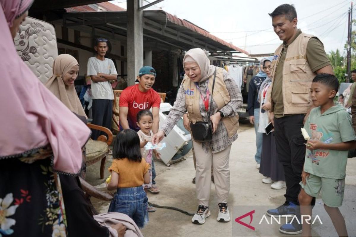 Turun langsung ke Padang, Direksi BTN salurkan bantuan lewat universitas dan pemda