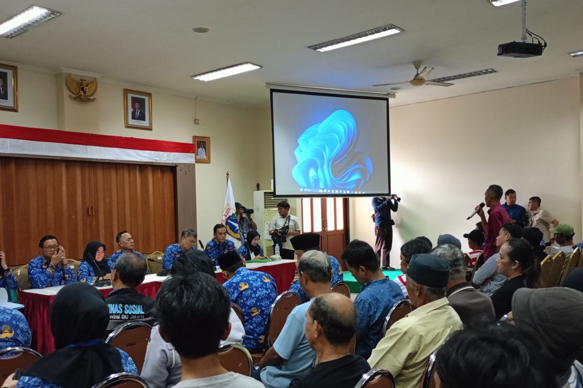 Warga TPU Kebon Nanas tinggalkan forum diskusi soal relokasi